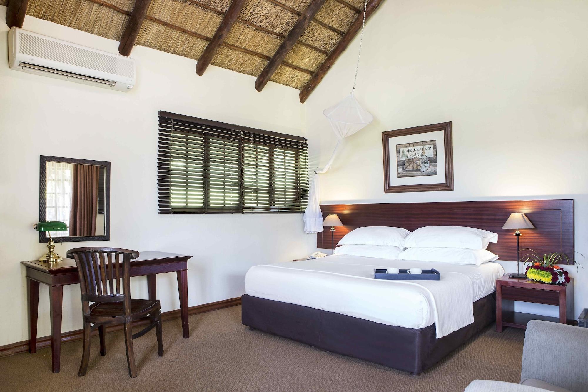 Premier Hotel Roodevalley Pretoria Exterior photo